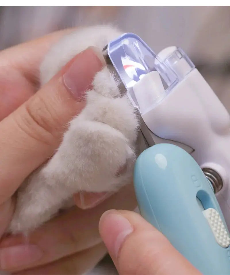 Pet Nail Clipper with LED Light – Safe & Easy Nail Trimming for Dogs & Cats Velanta